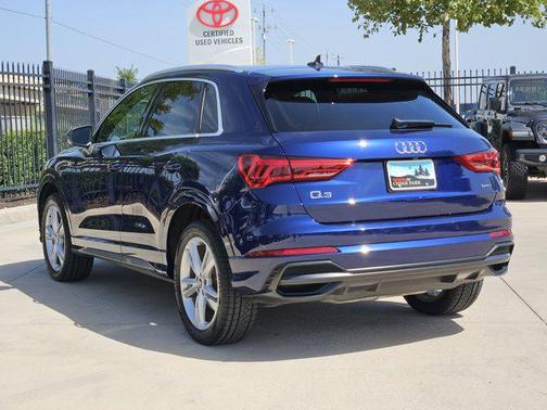 2022 Audi Q3 45 S line Premium Plus