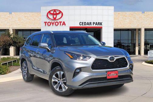 2025 Toyota Highlander XLE