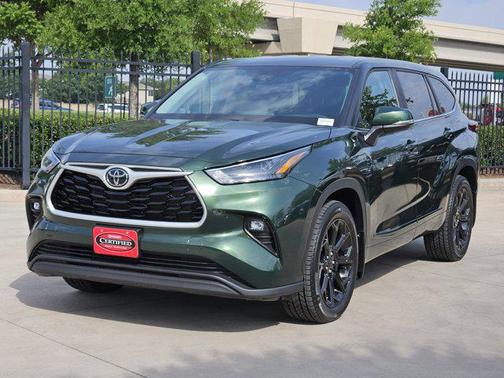 2023 Toyota Highlander LE