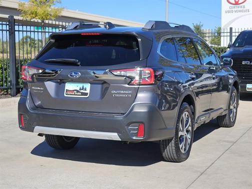 2022 Subaru Outback Touring XT