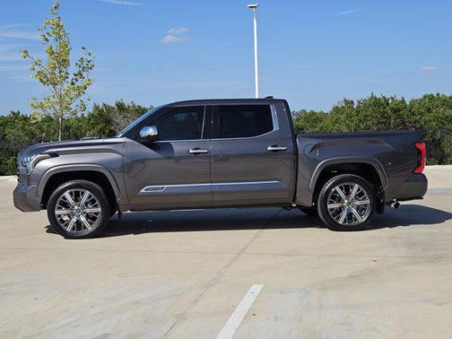 2023 Toyota Tundra Hybrid Capstone