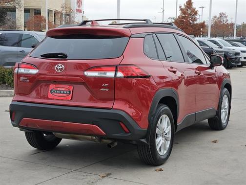 2024 Toyota Corolla Cross LE