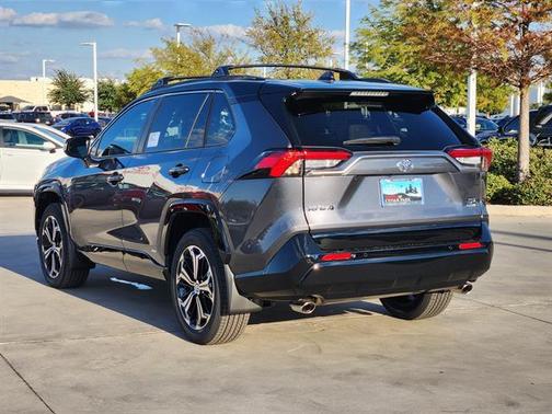 2025 Toyota RAV4 Hybrid SE