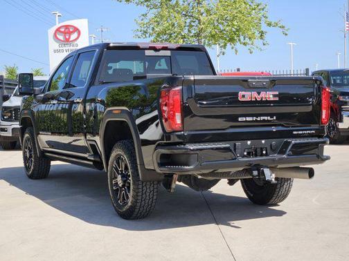 2023 GMC Sierra 2500 Denali