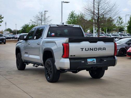 2025 Toyota Tundra SR5