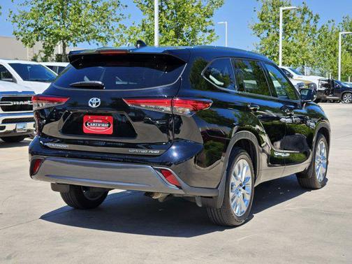2023 Toyota Highlander Limited