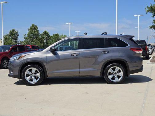 2017 Toyota Highlander Limited