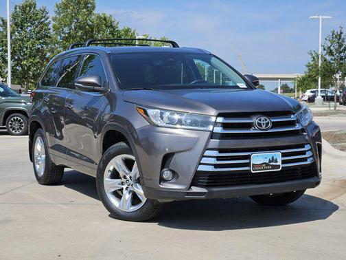 2017 Toyota Highlander Limited