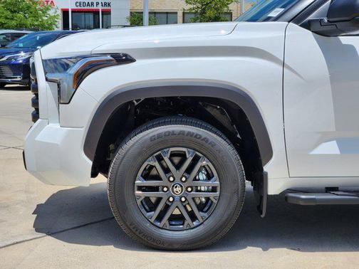 2025 Toyota Tundra SR5