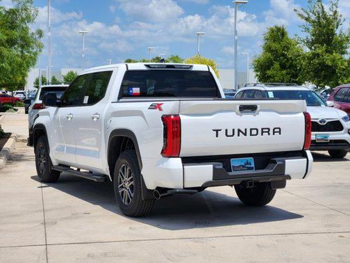 2025 Toyota Tundra SR5