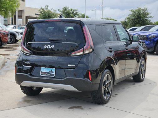 2023 Kia Soul EX