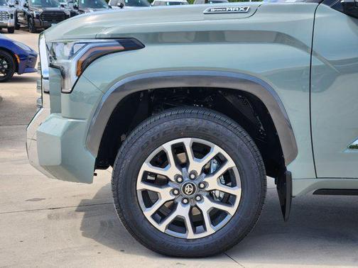 2025 Toyota Tundra Hybrid 1794 Edition