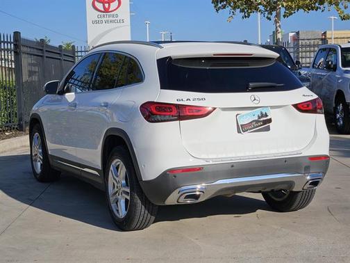 2021 Mercedes-Benz GLA 250 Base 4MATIC