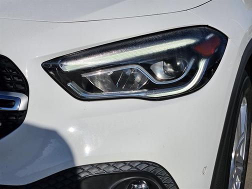 2021 Mercedes-Benz GLA 250 Base 4MATIC