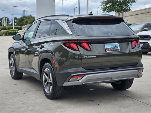 2025 Hyundai TUCSON SEL