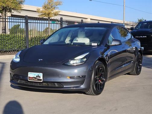2022 Tesla Model 3 Standard Range