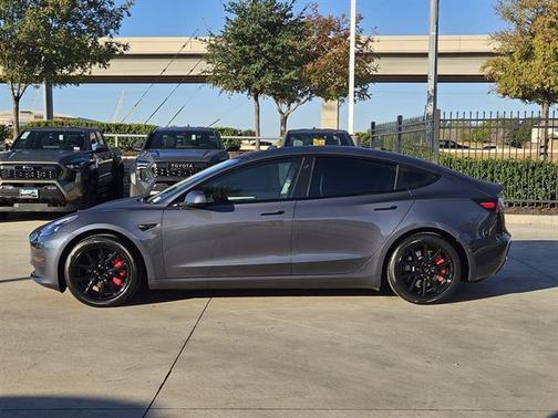 2022 Tesla Model 3 Standard Range