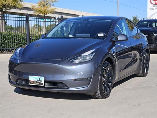 2022 Tesla Model Y Long Range Dual Motor All-Wheel Drive