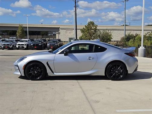 2022 Toyota GR86 Premium