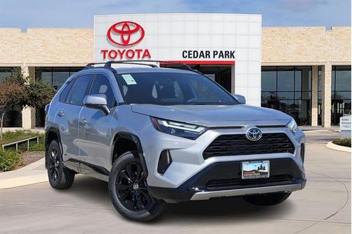 2025 Toyota RAV4 Hybrid SE
