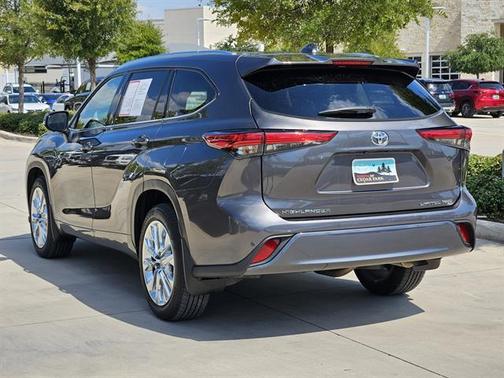 2023 Toyota Highlander Limited