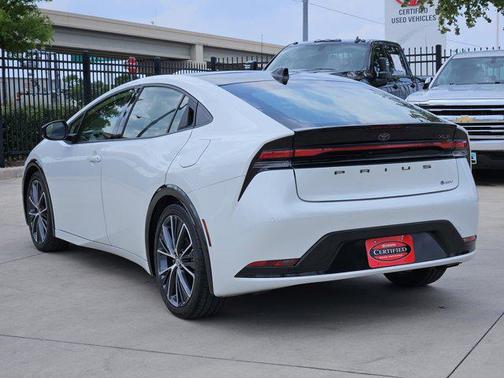 2023 Toyota Prius XLE