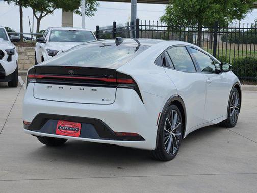 2023 Toyota Prius XLE