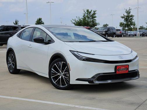 2023 Toyota Prius XLE