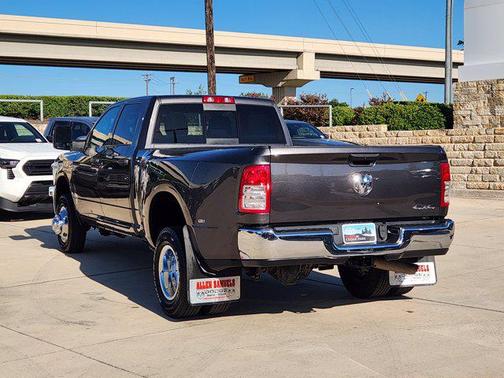 2024 RAM 3500 Tradesman Crew Cab 4x4 8' Box