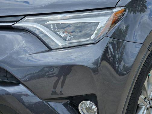 2016 Toyota RAV4 Hybrid Limited