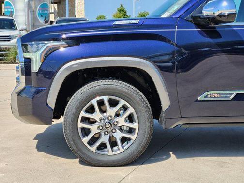 2025 Toyota Tundra Hybrid 1794 Edition