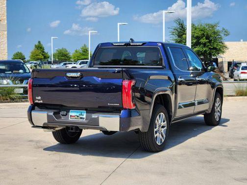 2025 Toyota Tundra Hybrid 1794 Edition
