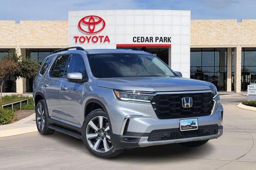 2023 Honda Pilot Touring 8-Passenger