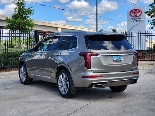 2023 Cadillac XT6 Premium Luxury FWD