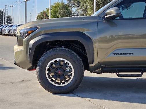 2025 Toyota Tacoma TRD Off Road