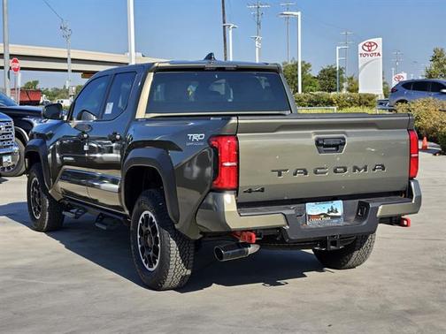 2025 Toyota Tacoma TRD Off Road