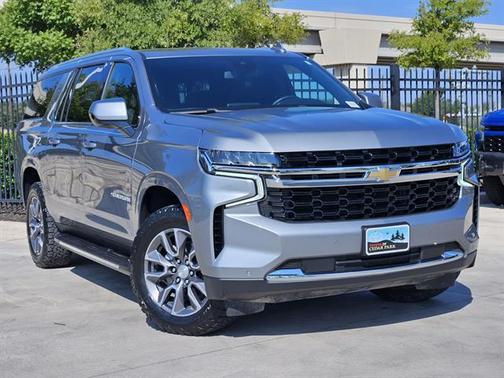 2023 Chevrolet Suburban LS