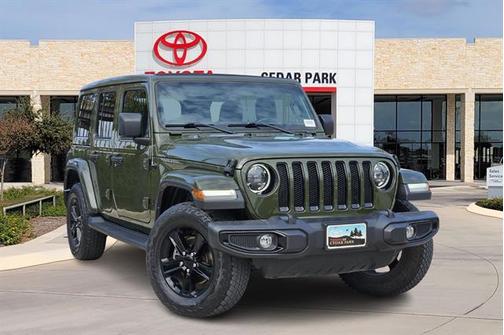 2023 Jeep Wrangler 4-Door Sahara Altitude 4x4