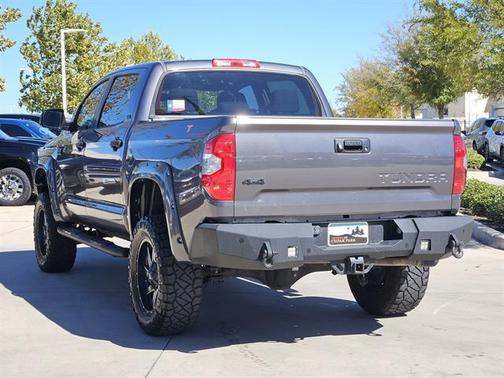 2017 Toyota Tundra SR5