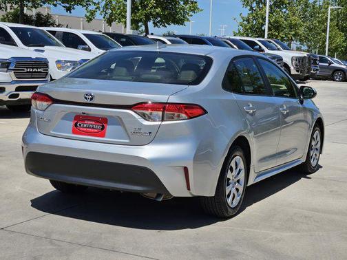 2024 Toyota Corolla Hybrid LE