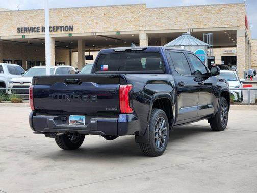 2025 Toyota Tundra Hybrid Platinum