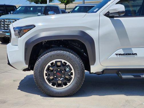 2025 Toyota Tacoma TRD Off Road