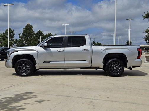 2024 Toyota Tundra Platinum