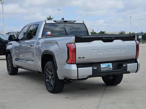 2024 Toyota Tundra Platinum