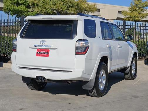 2024 Toyota 4Runner SR5