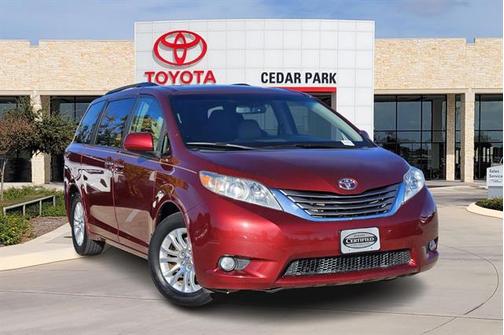 2016 Toyota Sienna XLE