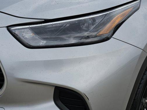 2022 Toyota Highlander L