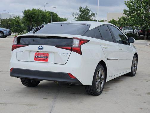 2020 Toyota Prius XLE