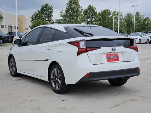 2020 Toyota Prius XLE