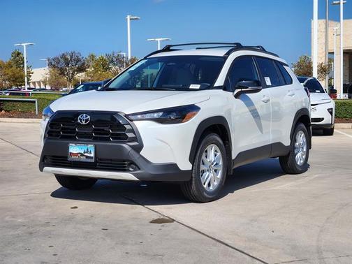 2026 Toyota Corolla Cross LE